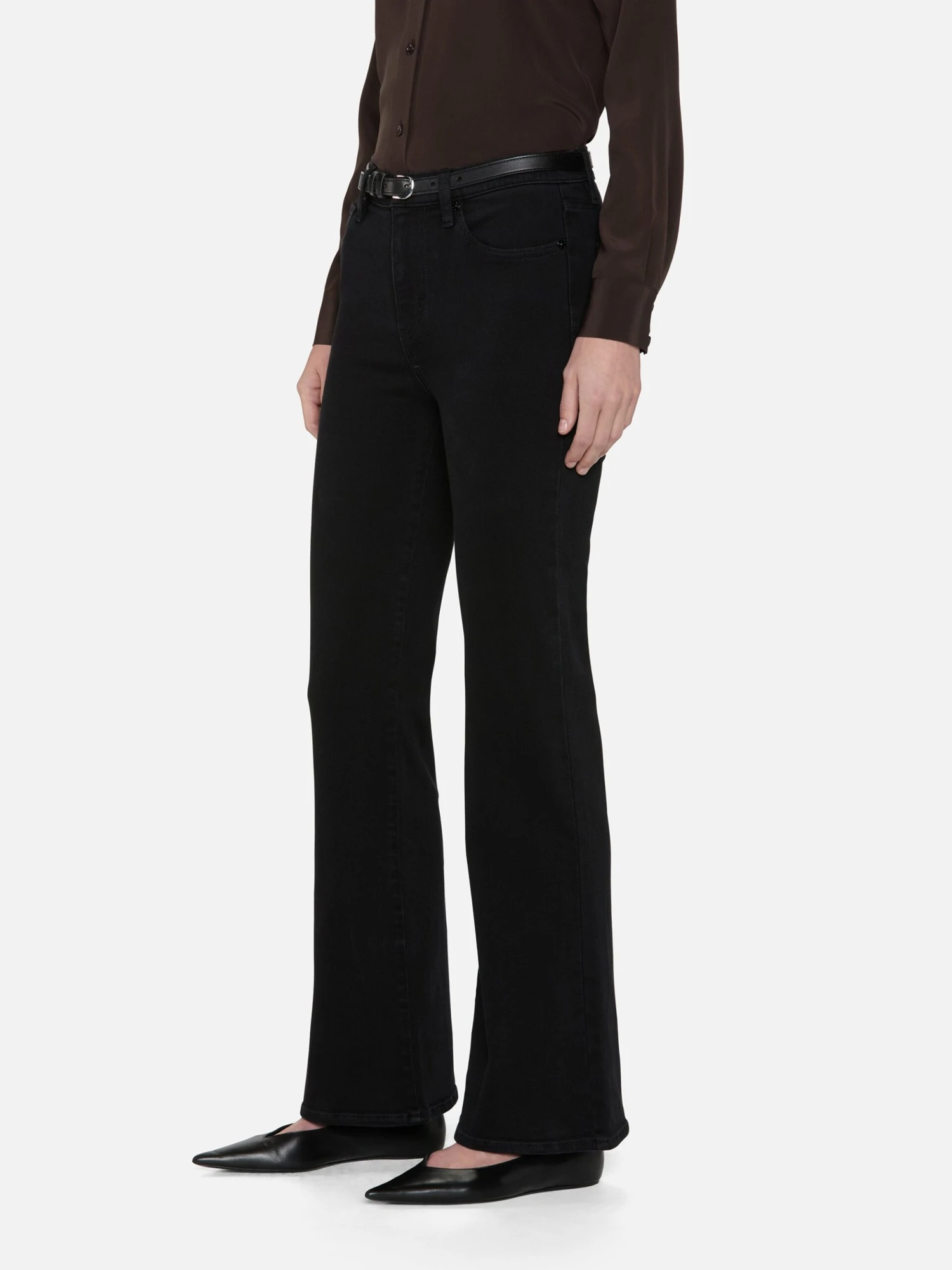 The Icon -- Levitate 4 The Icon -- Levitate - Image 4