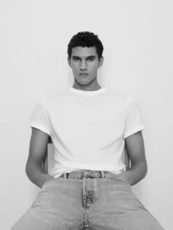 Frame Fashion Shop -Frame Fashion Shop LOOK 33 0067 C BW 02B RGB 72 2000x2666 0ce66fe8 db51 4451 ba8e 4dd621672f9d